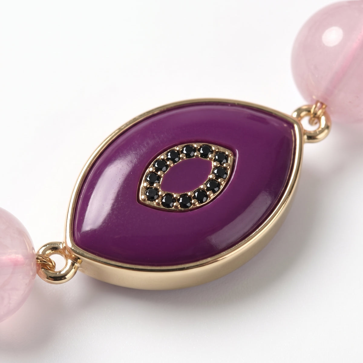 Regard Violet Eye Rose Quartz Bracelet