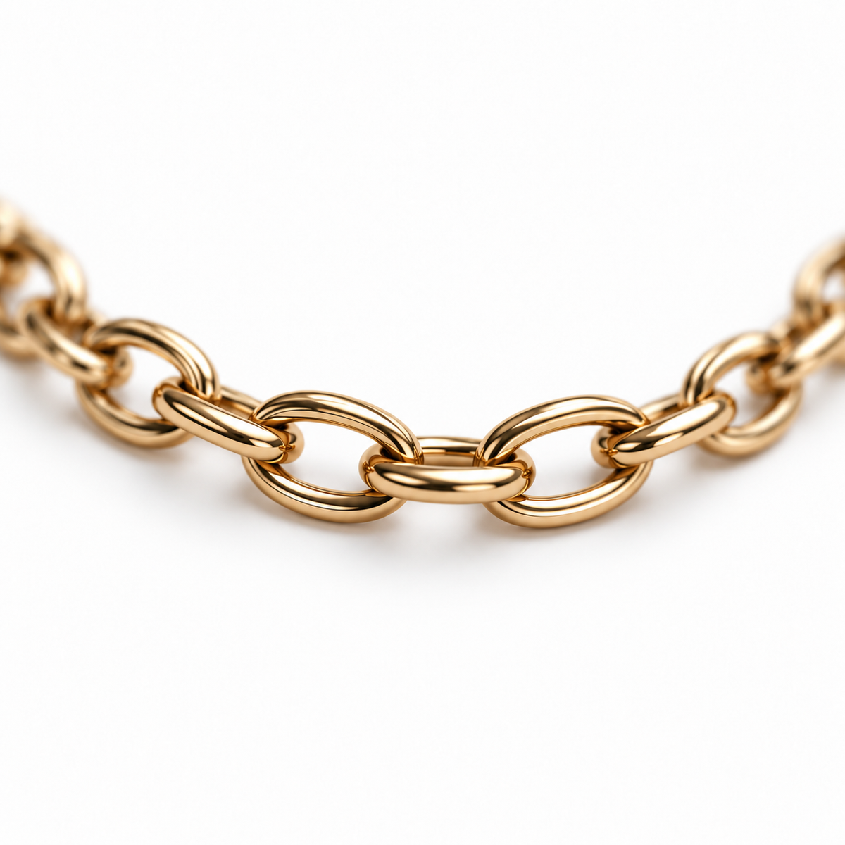 Oval-Link Ear Cuff, 18 Links & Lock