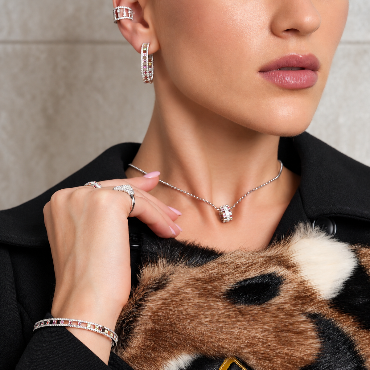 Buzzle Solitaire Diamond Pendant Necklace